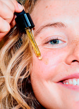 Load image into Gallery viewer, Facial Oil Delight