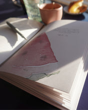 Load image into Gallery viewer, Full of life