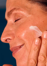 Load image into Gallery viewer, 3 Step Sun Routine